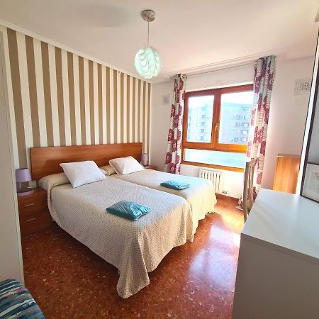 Dos Torres Tauriel - Espacioso Apartamento Con Impresionantes Vistas Y Garaje Privado Zaragoza Luaran gambar