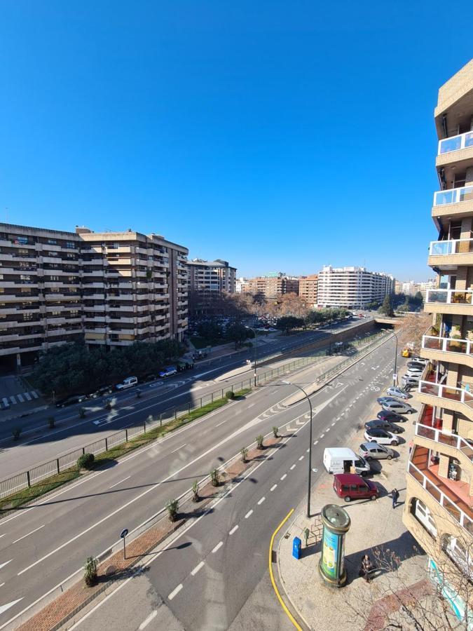Dos Torres Tauriel - Espacioso Apartamento Con Impresionantes Vistas Y Garaje Privado Zaragoza Luaran gambar