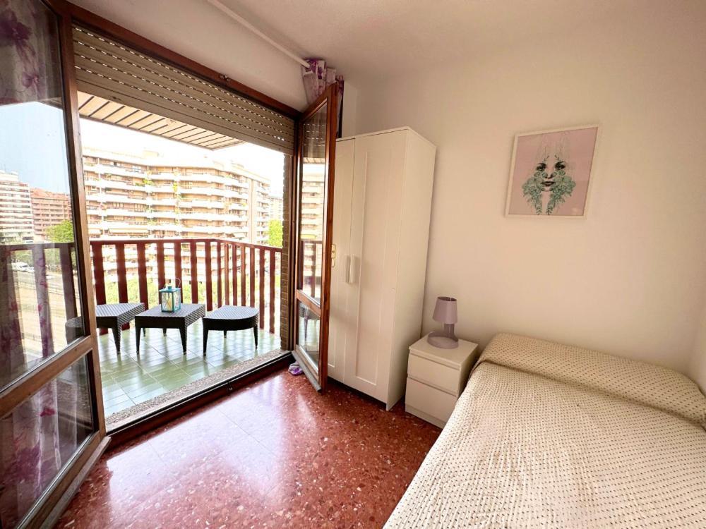 Dos Torres Tauriel - Espacioso Apartamento Con Impresionantes Vistas Y Garaje Privado Zaragoza Luaran gambar
