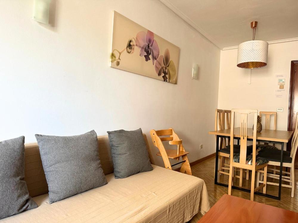 Dos Torres Tauriel - Espacioso Apartamento Con Impresionantes Vistas Y Garaje Privado Zaragoza Luaran gambar